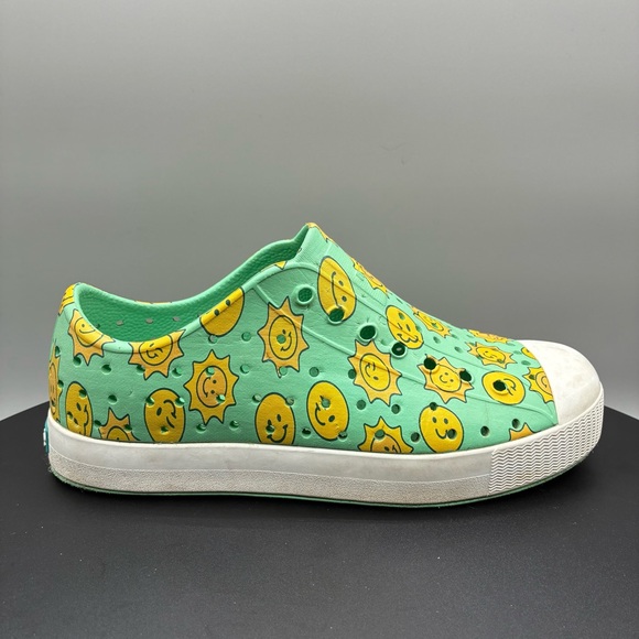 Native Jefferson Sugarlite Print Water Shoes Youth 2 Candy Green Shell White - Picture 1 of 8